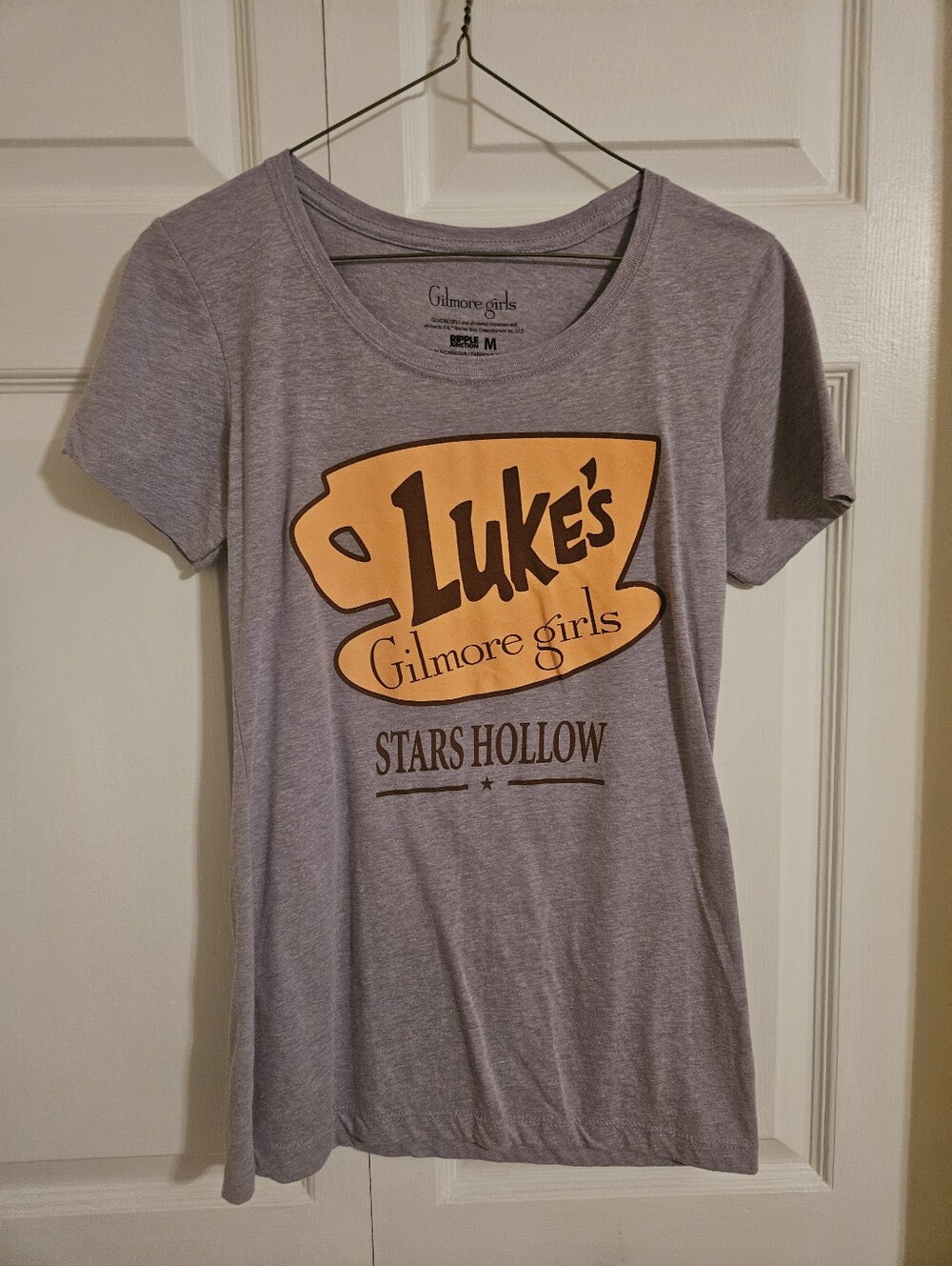 Gray Luke's Gilmore Girls Graphic Tee with Orange Cup. Size Medium